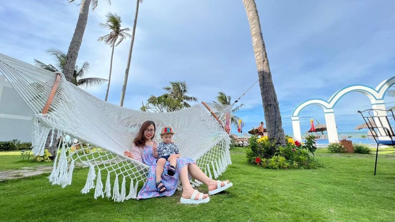 Ocean Place Mui Ne Resort Exterior photo